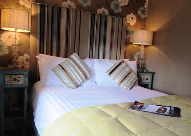 Monties Guest House - Adults Only Bowness-on-Windermere Kamer foto